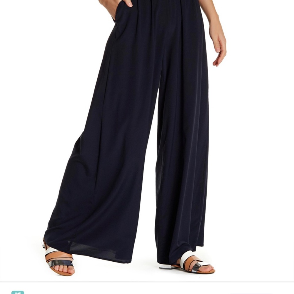 Bella Luxx Silk Wide Leg Pant & Sleeveless Blouse